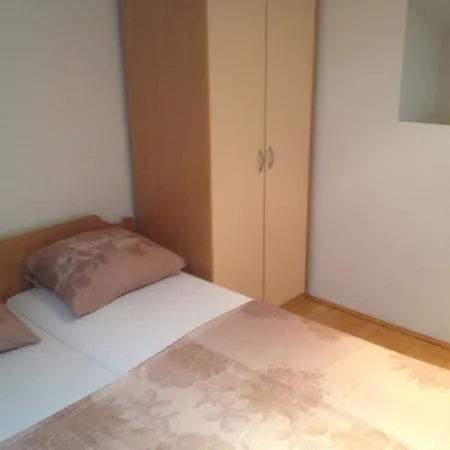 Apartament Bernard *